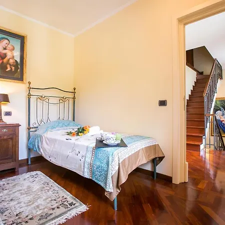Alba Lanzo Villa *